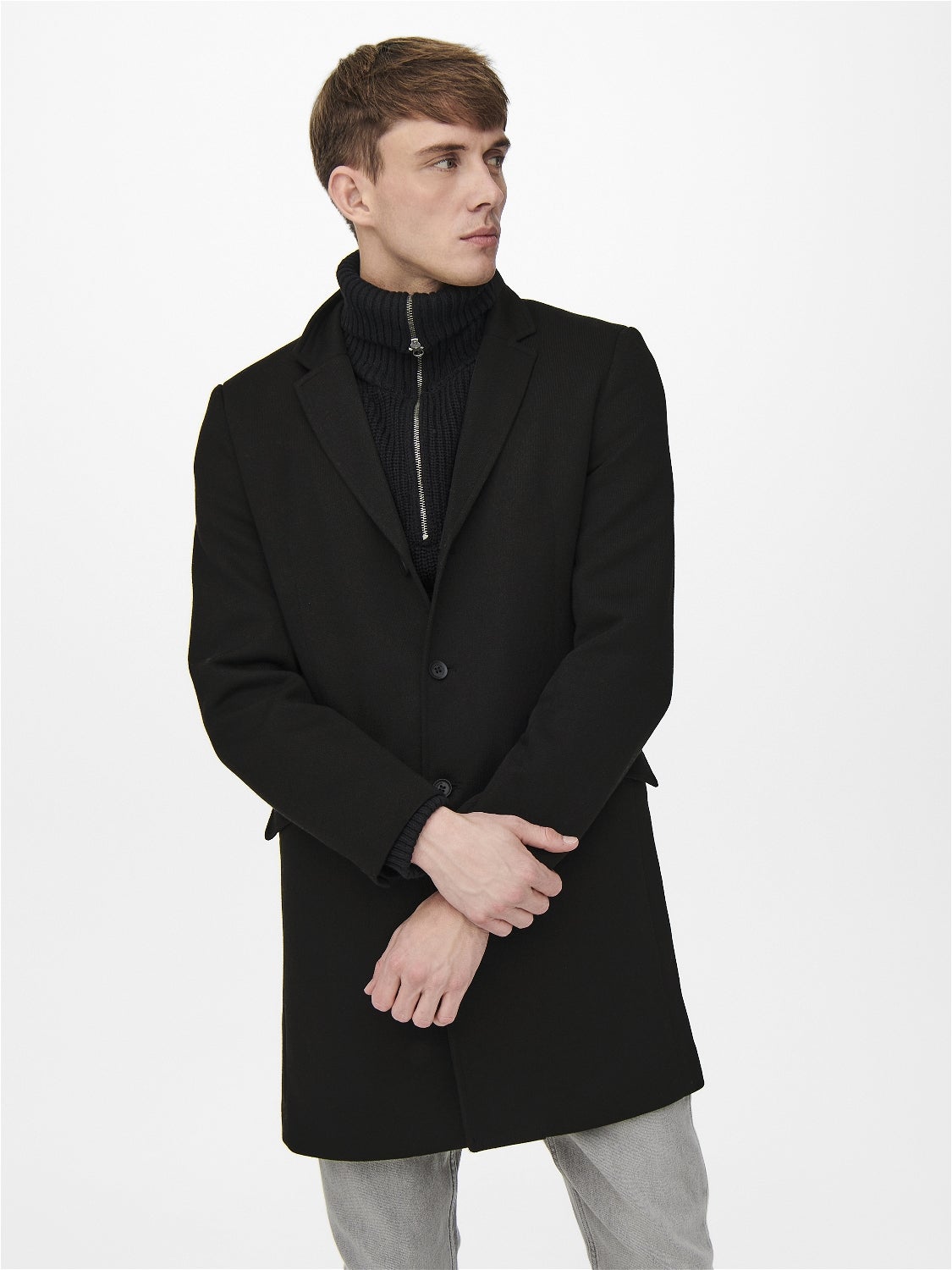 ONSJULIAN Mantel Black