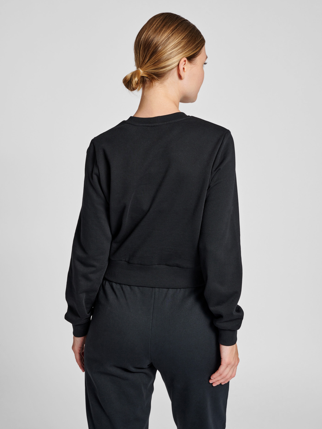 hmlLGC SHAI SHORT SWEATSHIRT