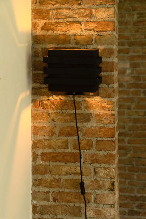 Dutchbone Dumont wandlamp zwart