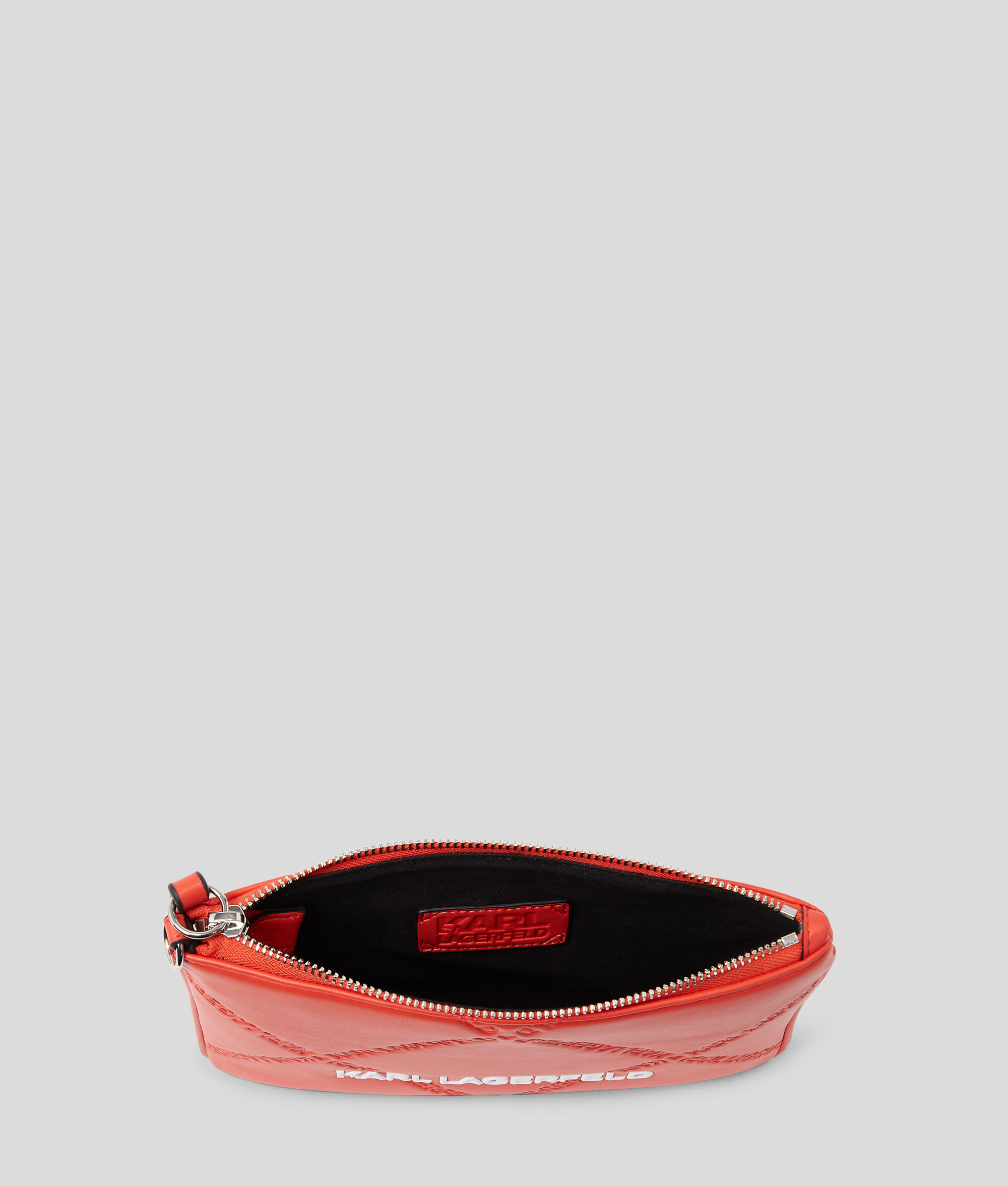 POCHETTE AVEC RELIEF ET SANGLE K/SKUARE