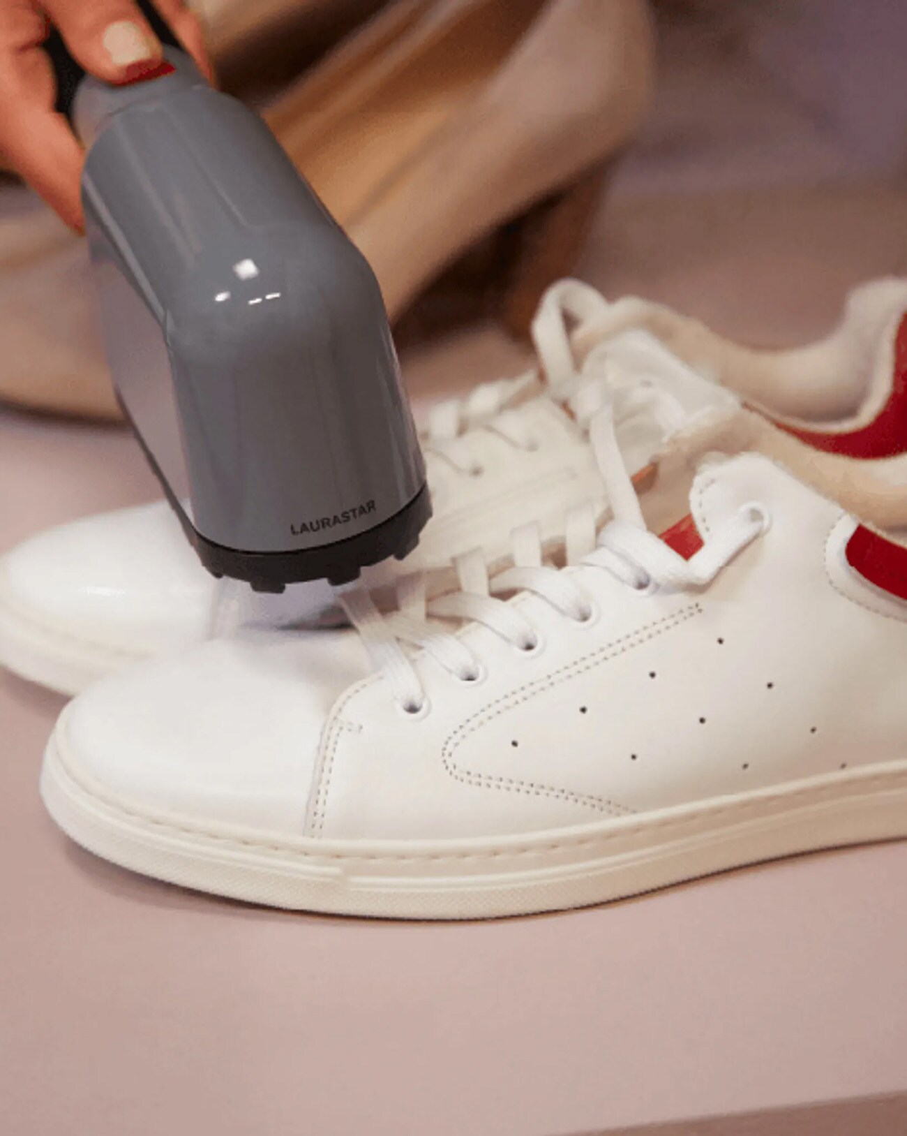 Laurastar IZZI grau Dampfreiniger