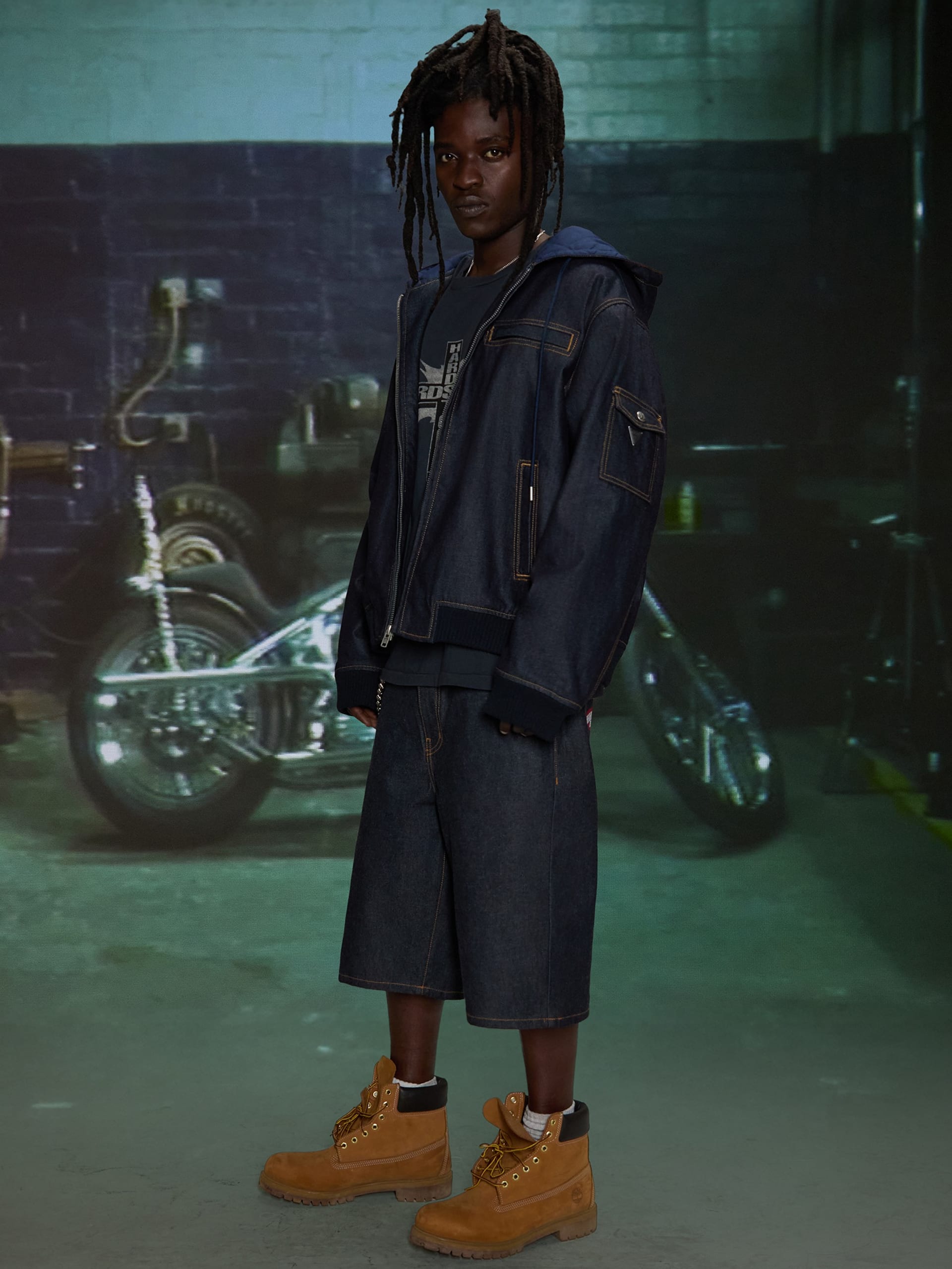 Jaqueta com capuz HARDSTONE em denim cru
