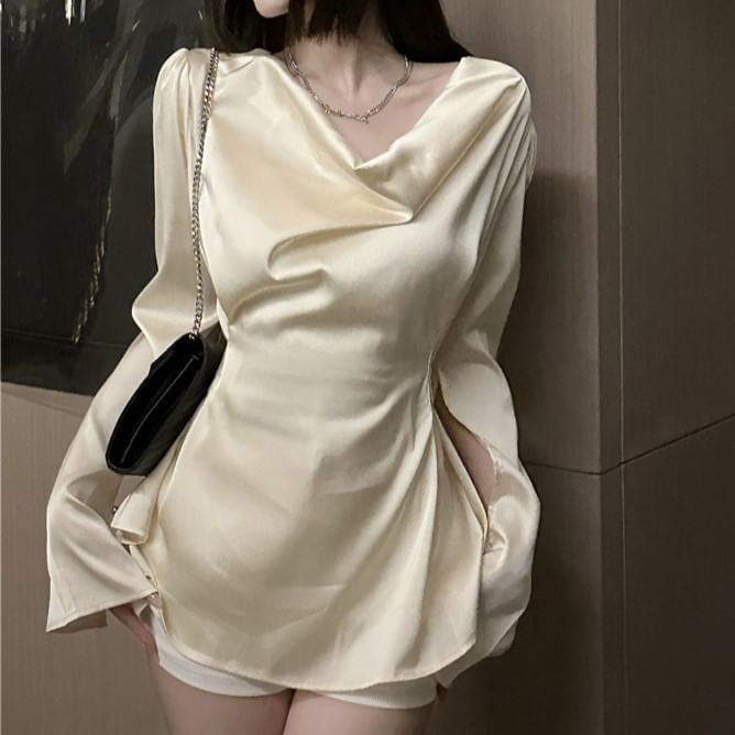 Ukiyo - Blouse met lange mouwen, col en satijnen strikceintuur