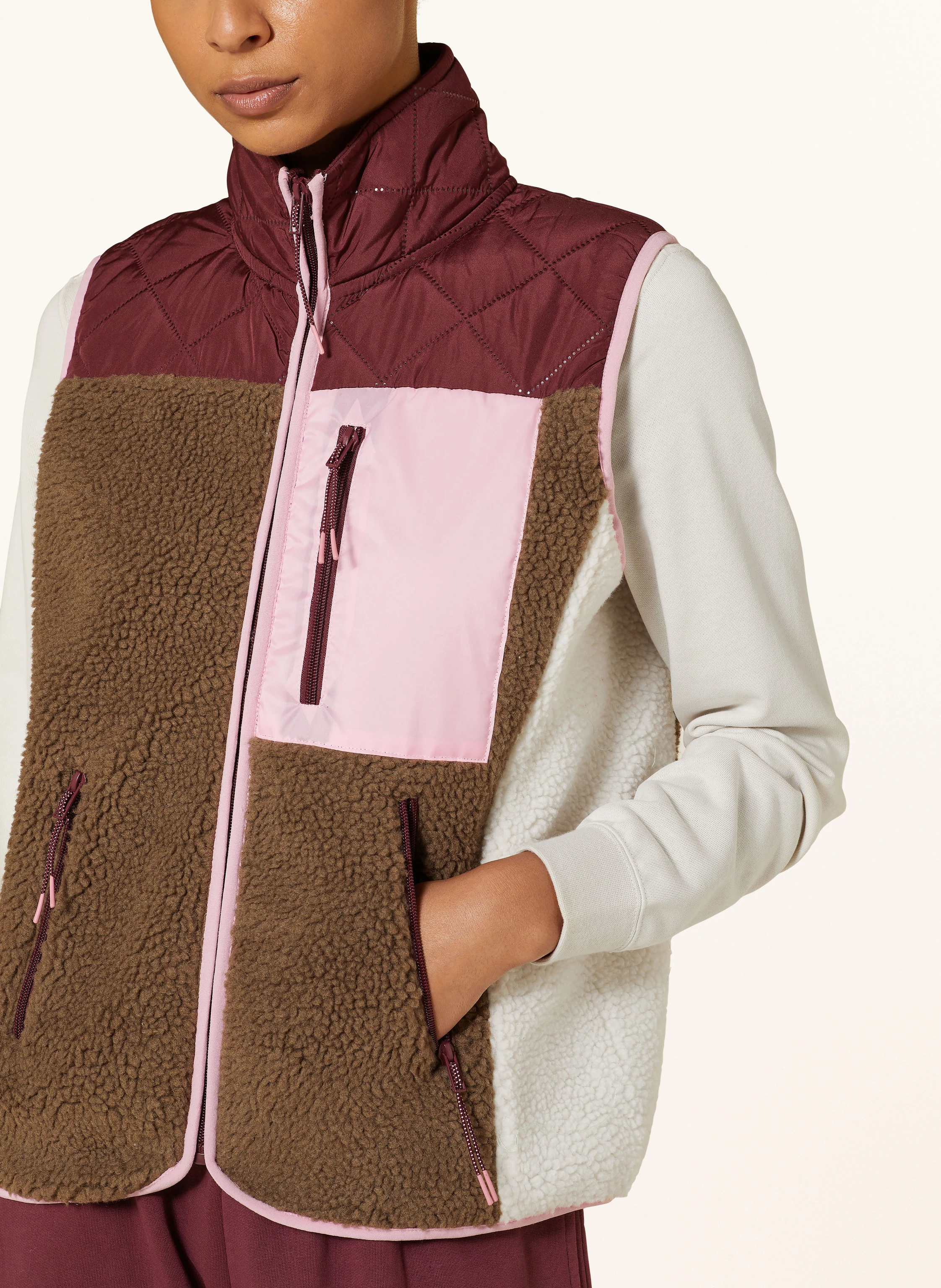 TheJoggConcept Weste JCBERRI im Materialmix