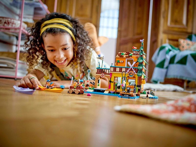 LEGO Friends - Avonturenkamp Watersporten - Bouwset - Inclusief Minipoppetjes
