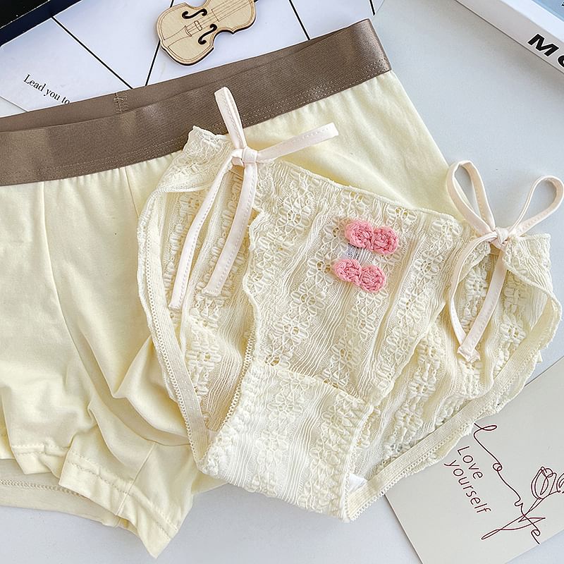 Pancherry - Matching set voor koppels: boxershort met contrasterende rand + slip met kanten strik