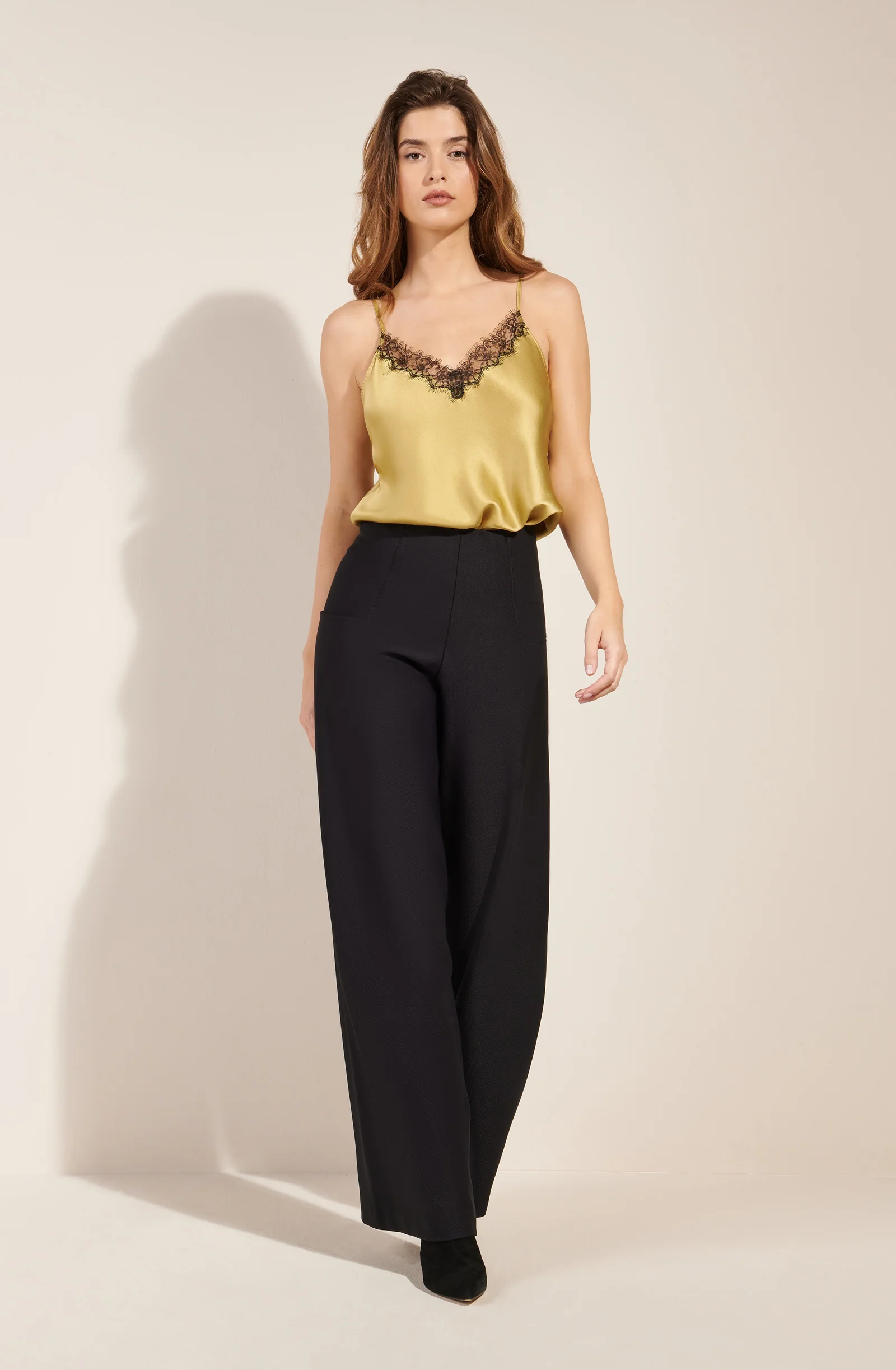 tilda Top en soie bronze et décolleté dentelle Bronze