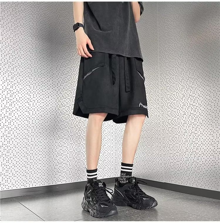 farrahces - Mid Rise Lettering Shorts