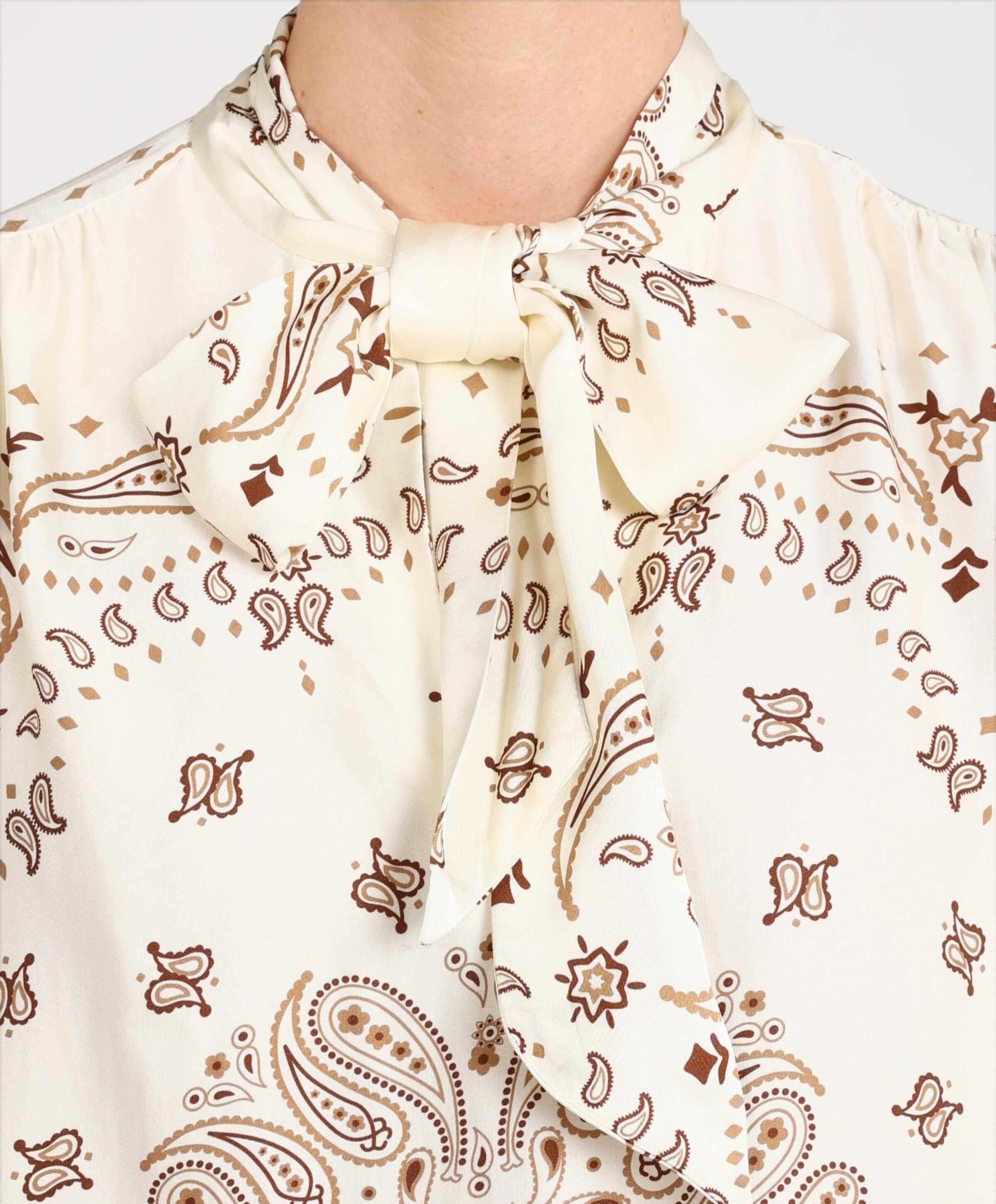 Nukus Dames blouse ecru