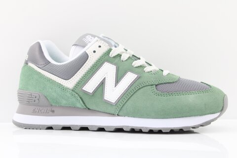 New Balance Sneaker