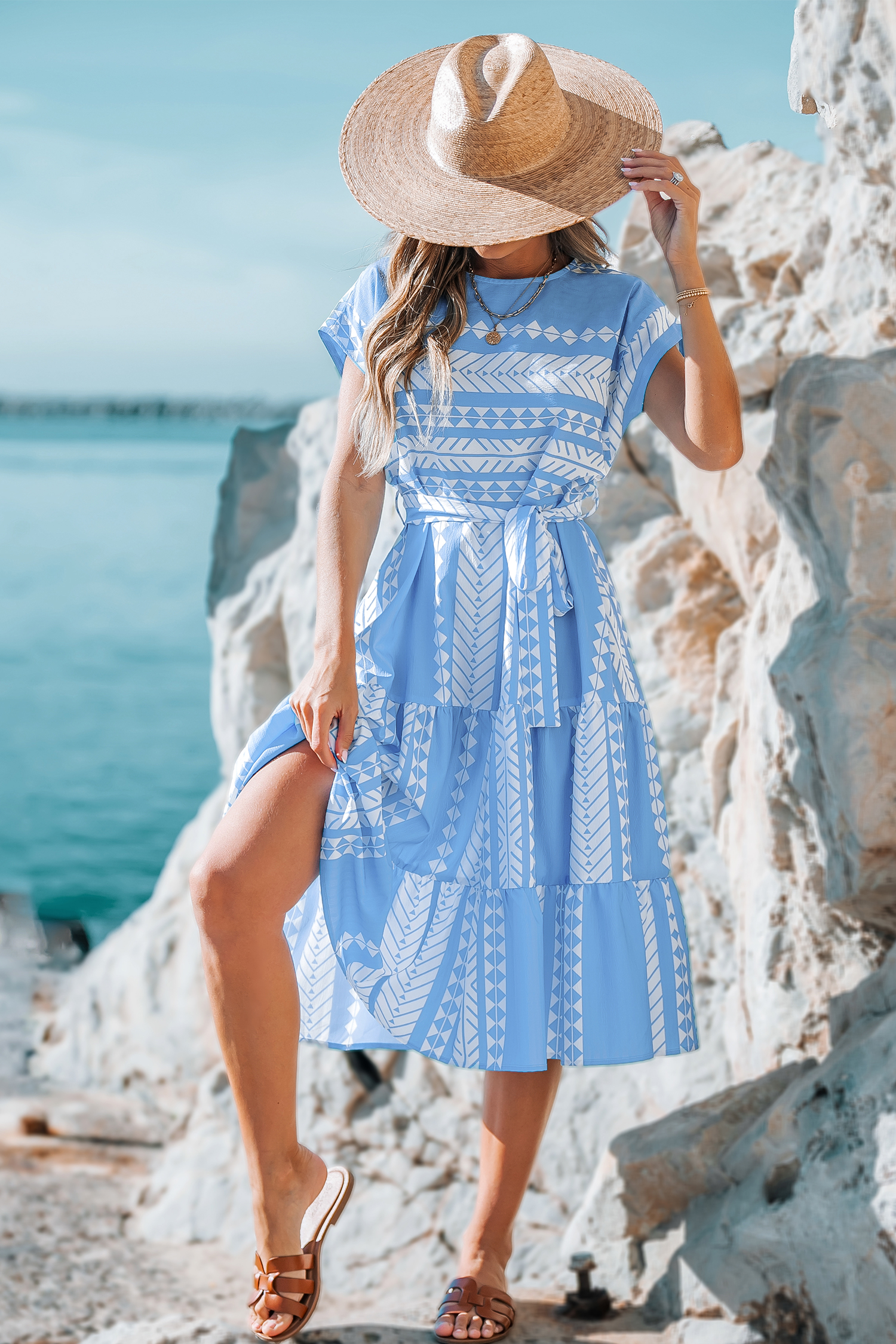 Robe en patchwork géométrique bleu et blanc