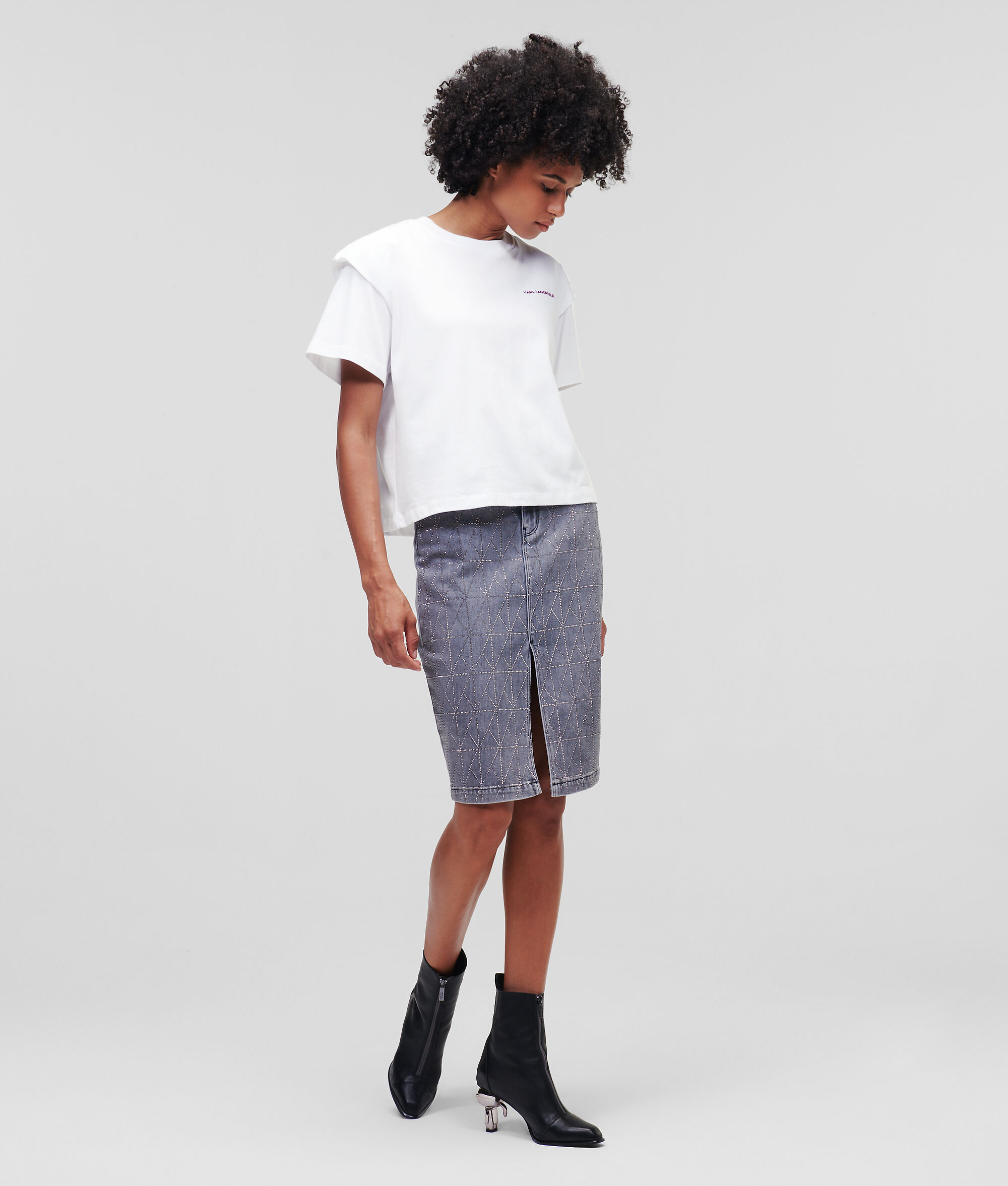 T-SHIRT AVEC ÉPAULETTES 