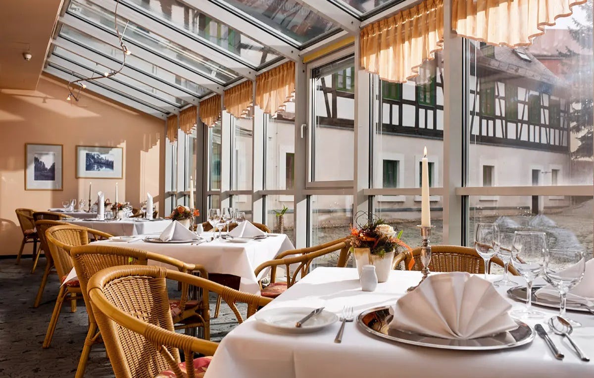 Kurzurlaub im Hotel Schloss Schweinsburg Neukirchen/Pleiße für 2 (2 Nächte)