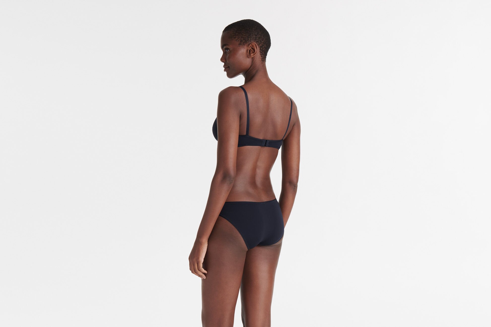 Enora soyeuse Culotte fine ULTRA