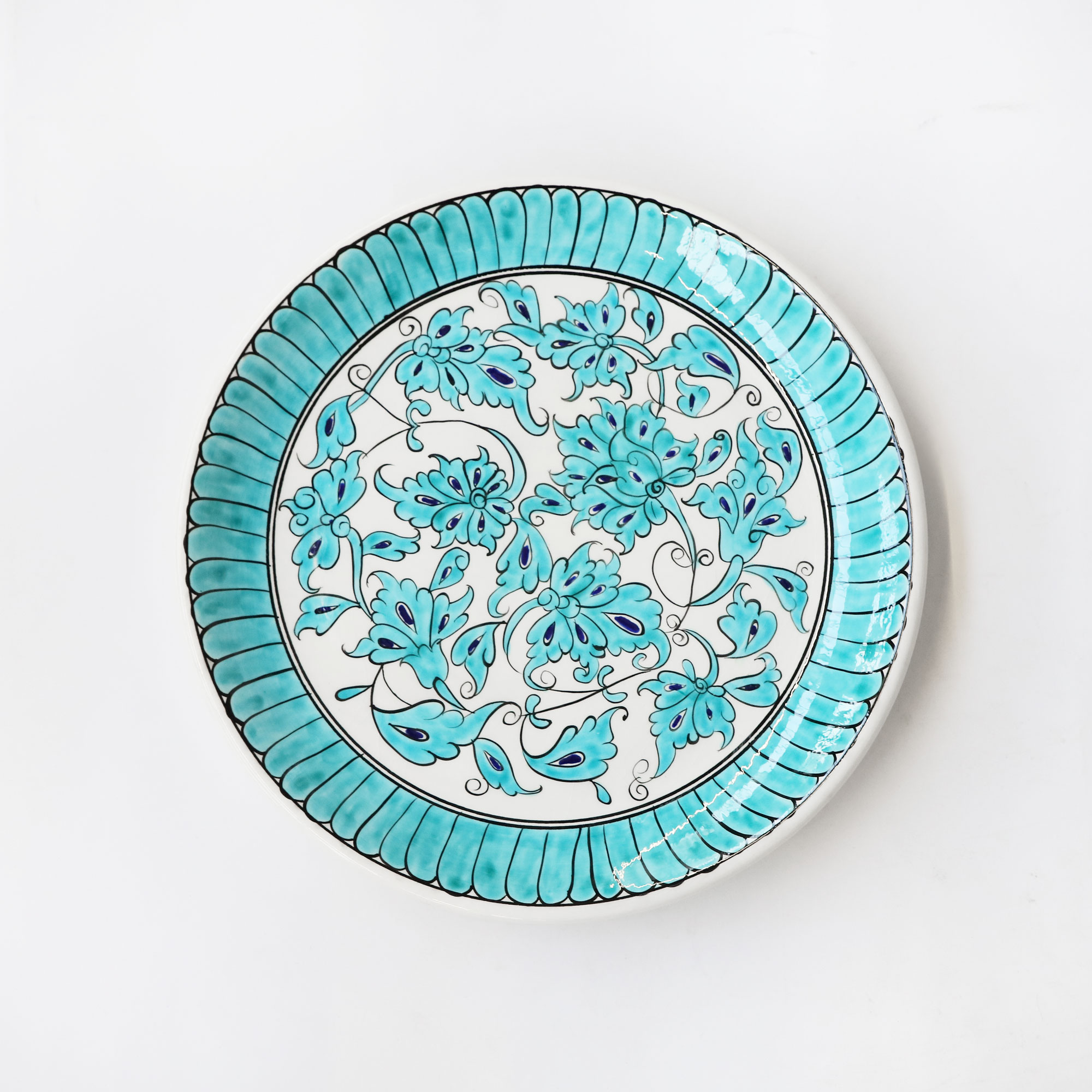 Wandteller 'Blaue Blüten', handbemalt, Ø 32 cm, H 3 cm von fischer's lagerhaus