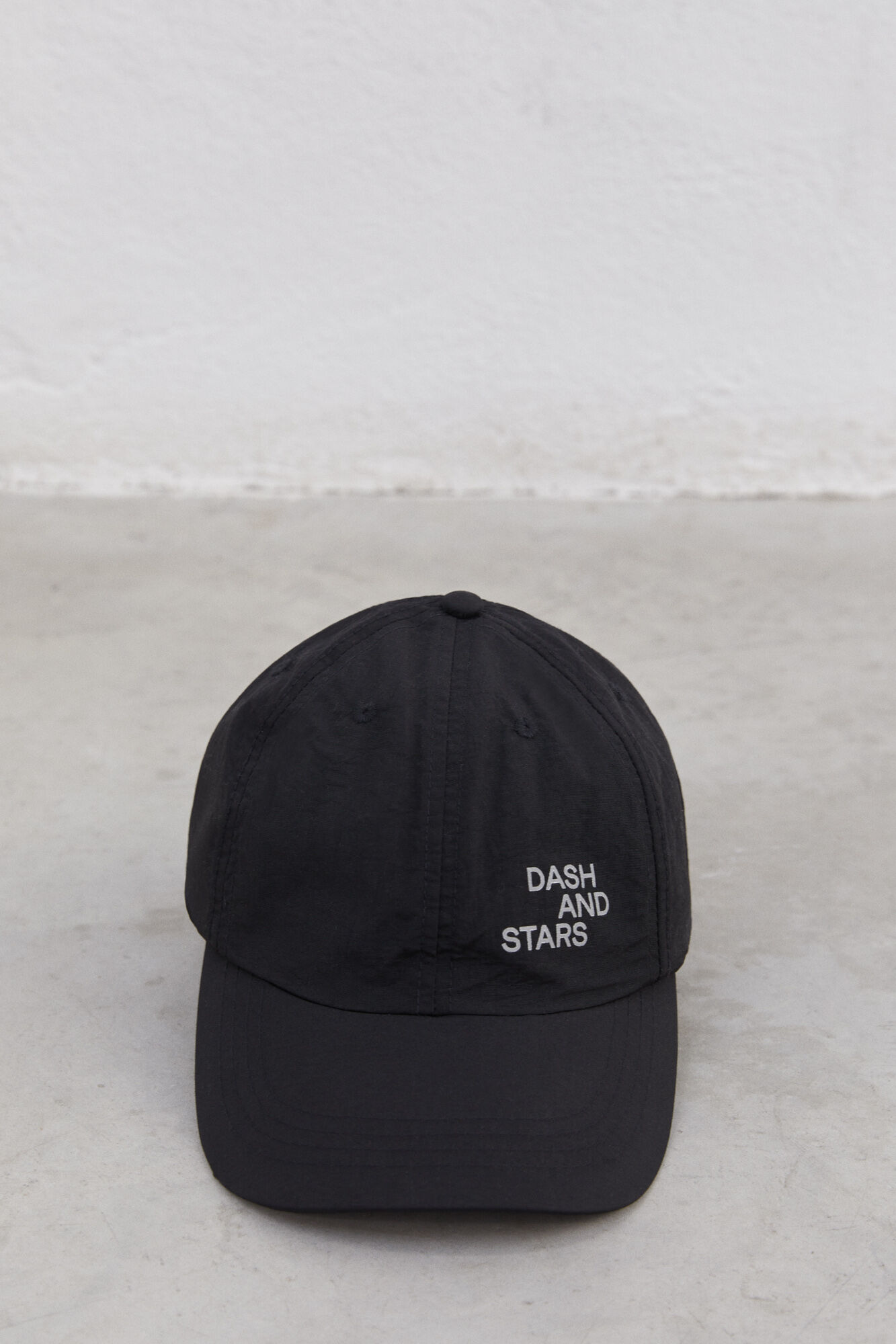 Gorra negra técnica logo reflectante - negro