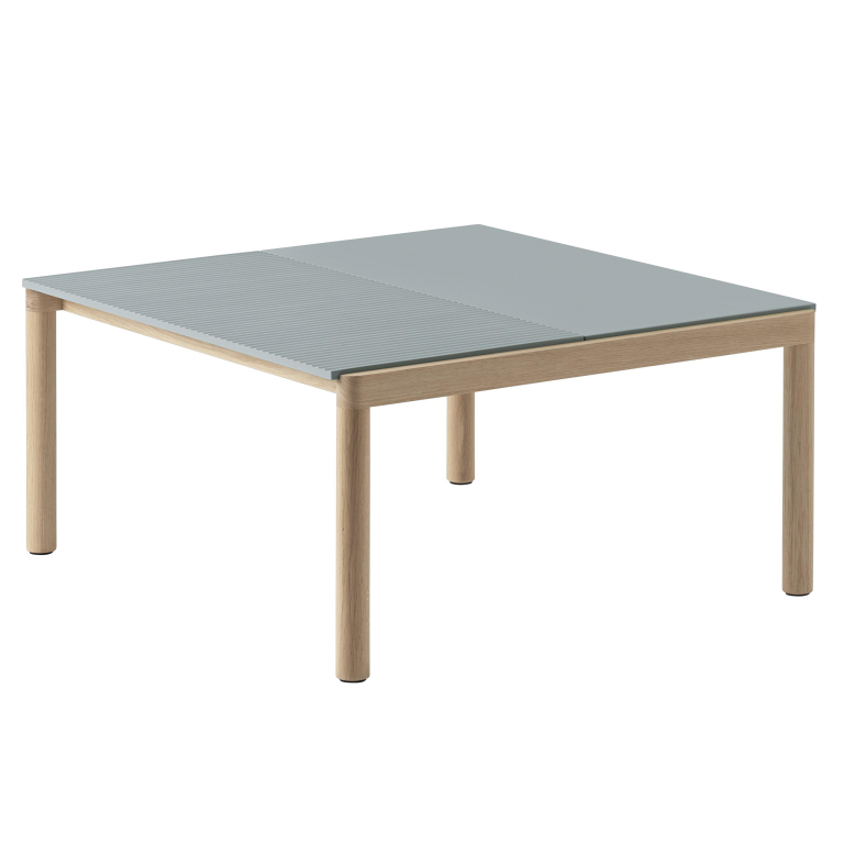 Muuto Couple salontafel 80x84 wavy eiken pale blue