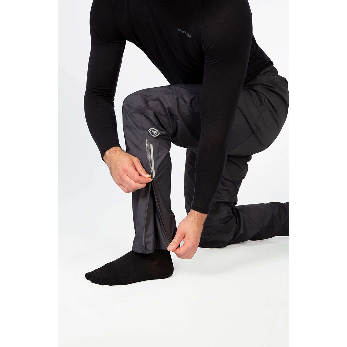 Endura GV500 Waterproof Gravel Fietsbroek Lang Donkergrijs Heren