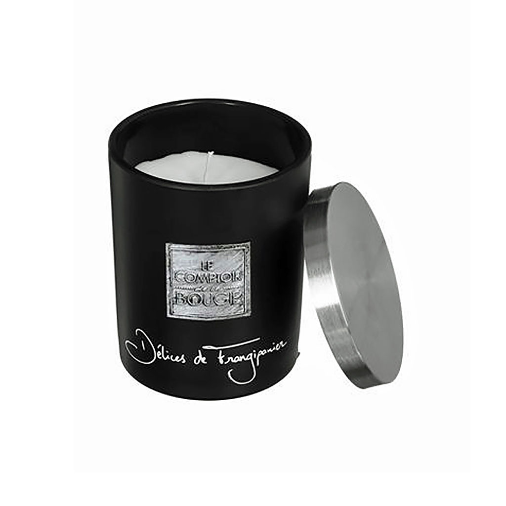 Bougie parfumée noire et couvercle délices de Frangipanier 130g