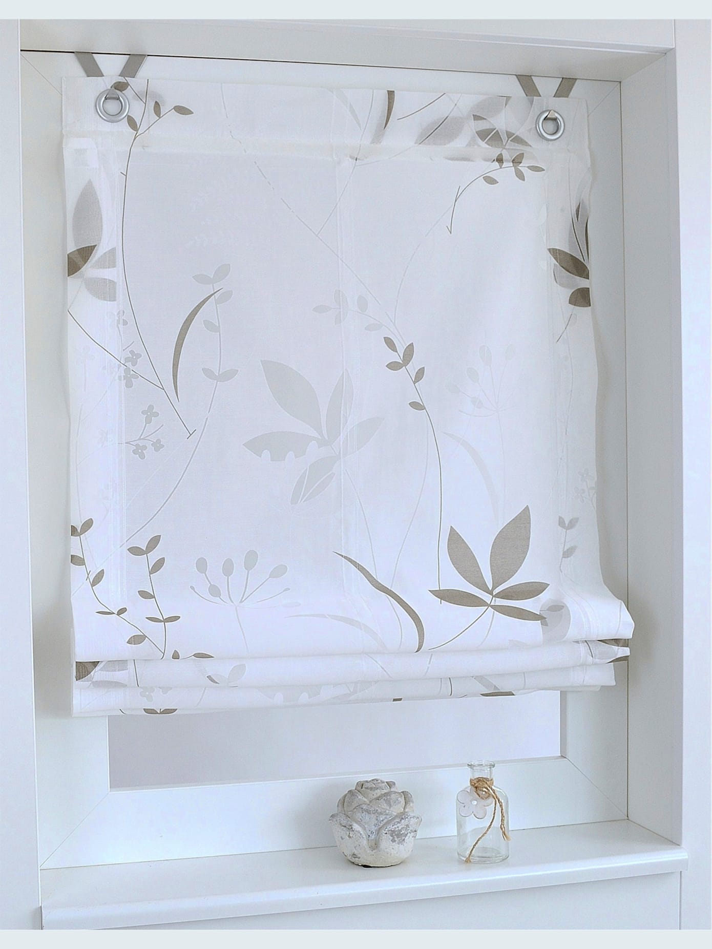 Store-bateau matière semi-transparente