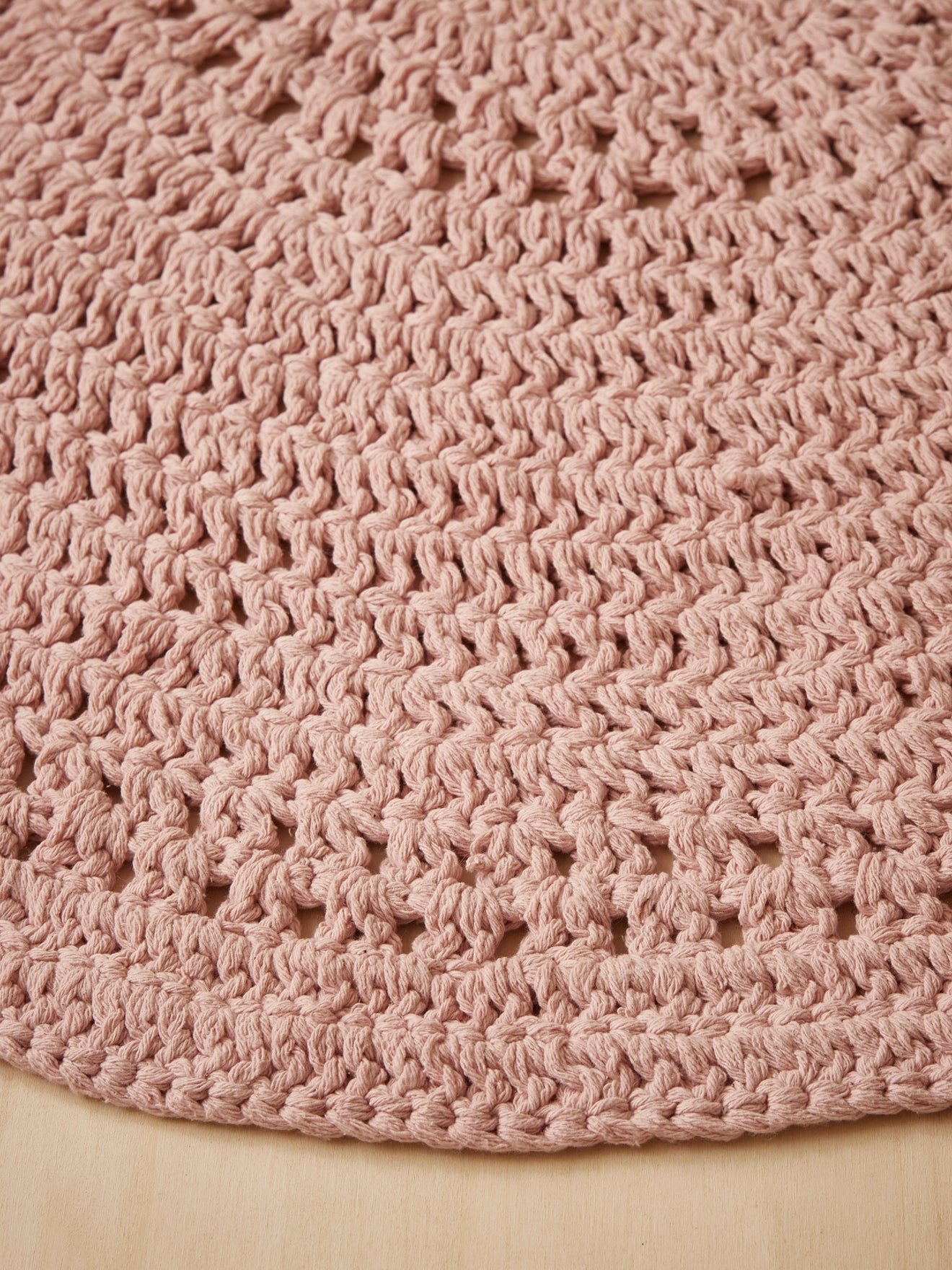 Tapis rond en crochet coton