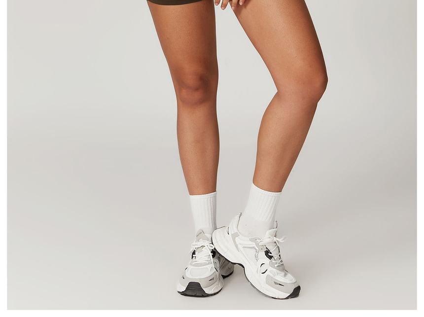 Skinniano - Effen sportbeha / yogashorts / yogabroek / set