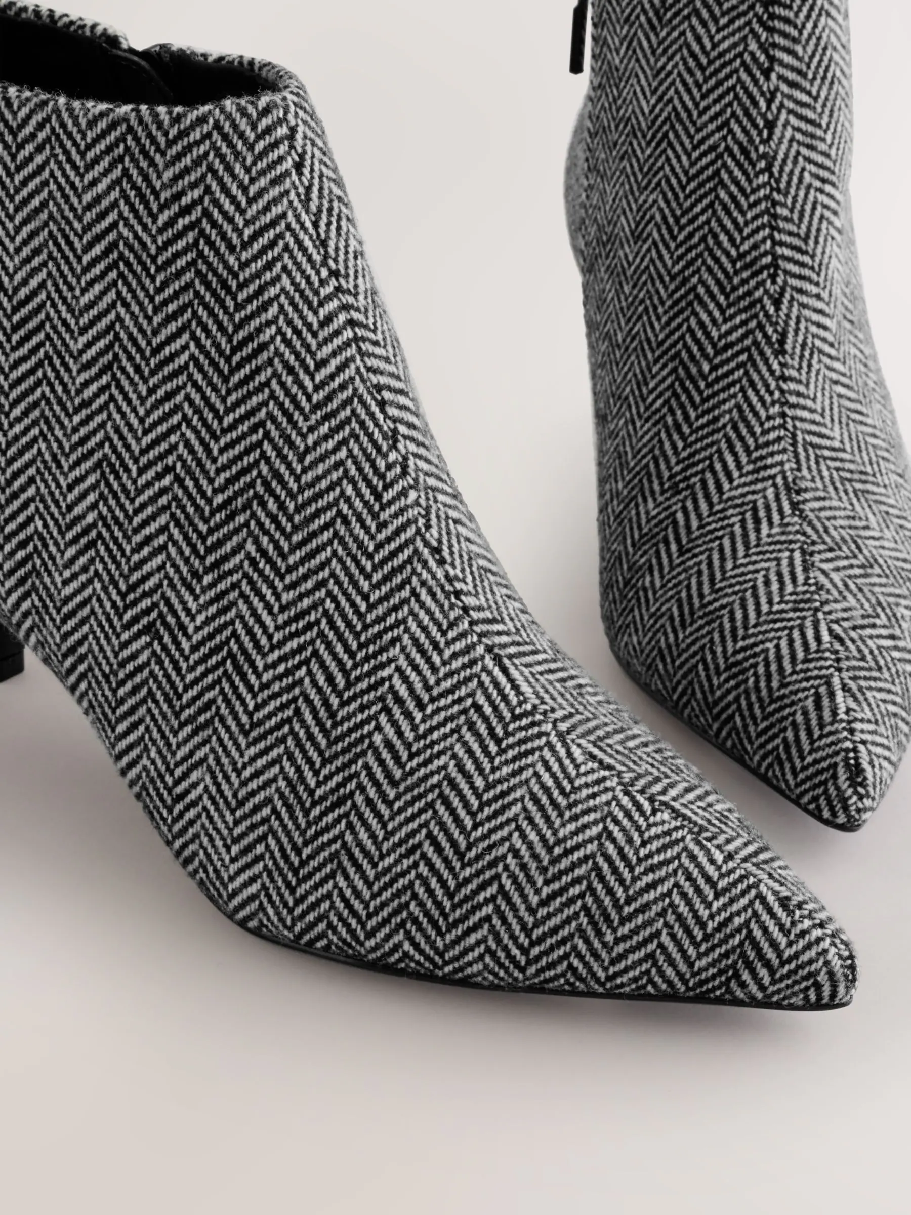 Grijze tweed - Forever Comfort® enkellaarzen met lage hak