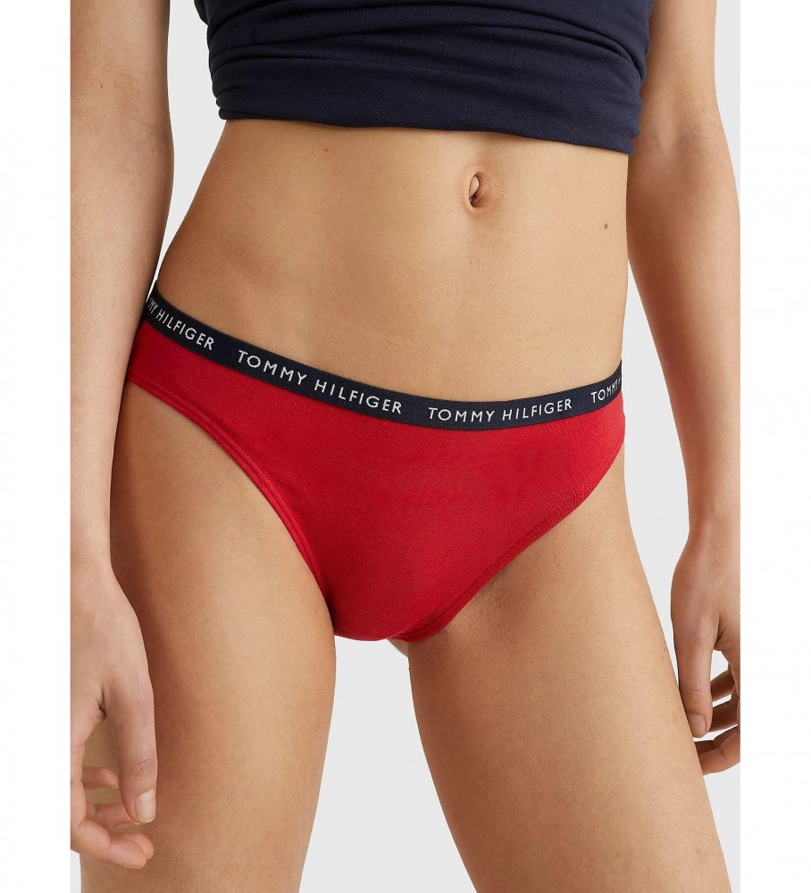 Conjunto de 3 cuecas Tommy Hilfiger com logo nas cores azul-marinho, vermelha e branca.