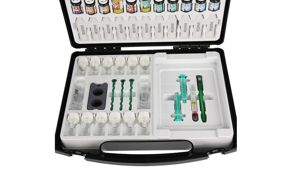 Wassertest ProAquaTest Lab Koi<br>Professioneller Testkoffer für Wasseranalysen im Koi- und Gartenteich