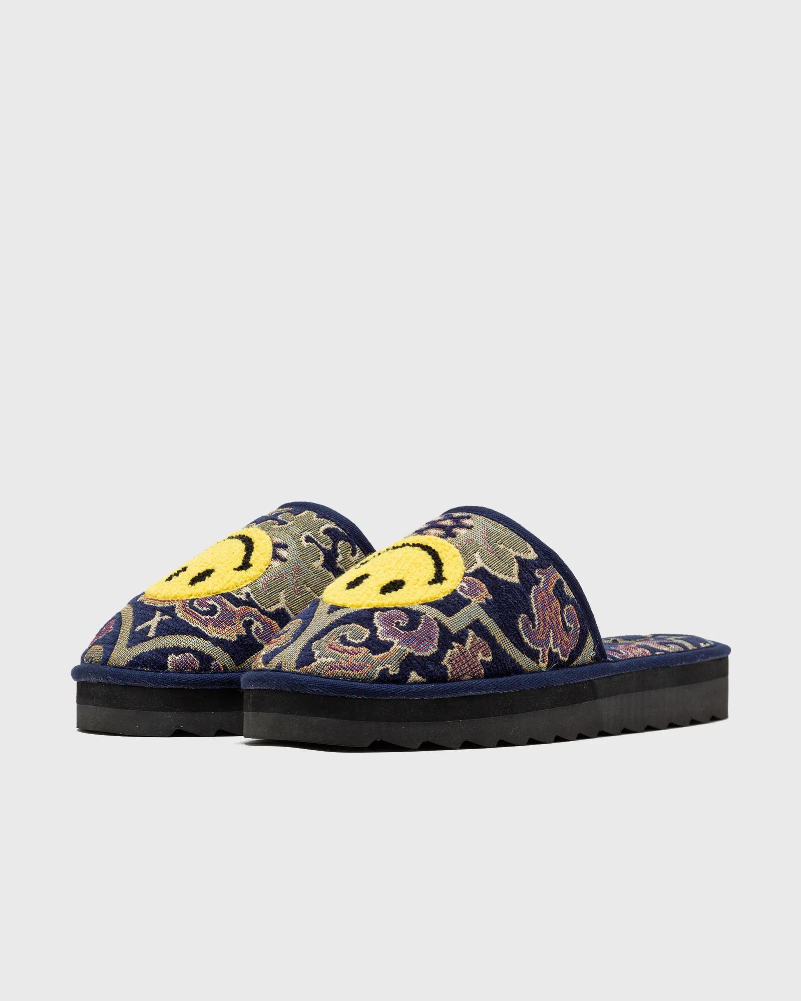 Market Smiley Upside Down Hotel Slippers