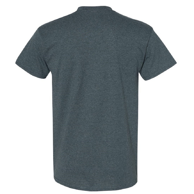 Camiseta básica de manga curta Gildan Heavy Cotton, 100% algodão grosso.