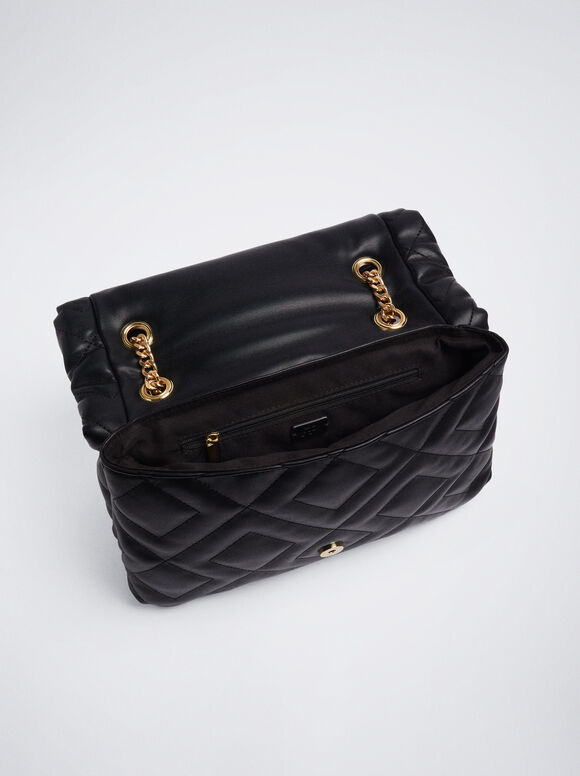 Bolsa de ombro acolchoada com corrente - Preta