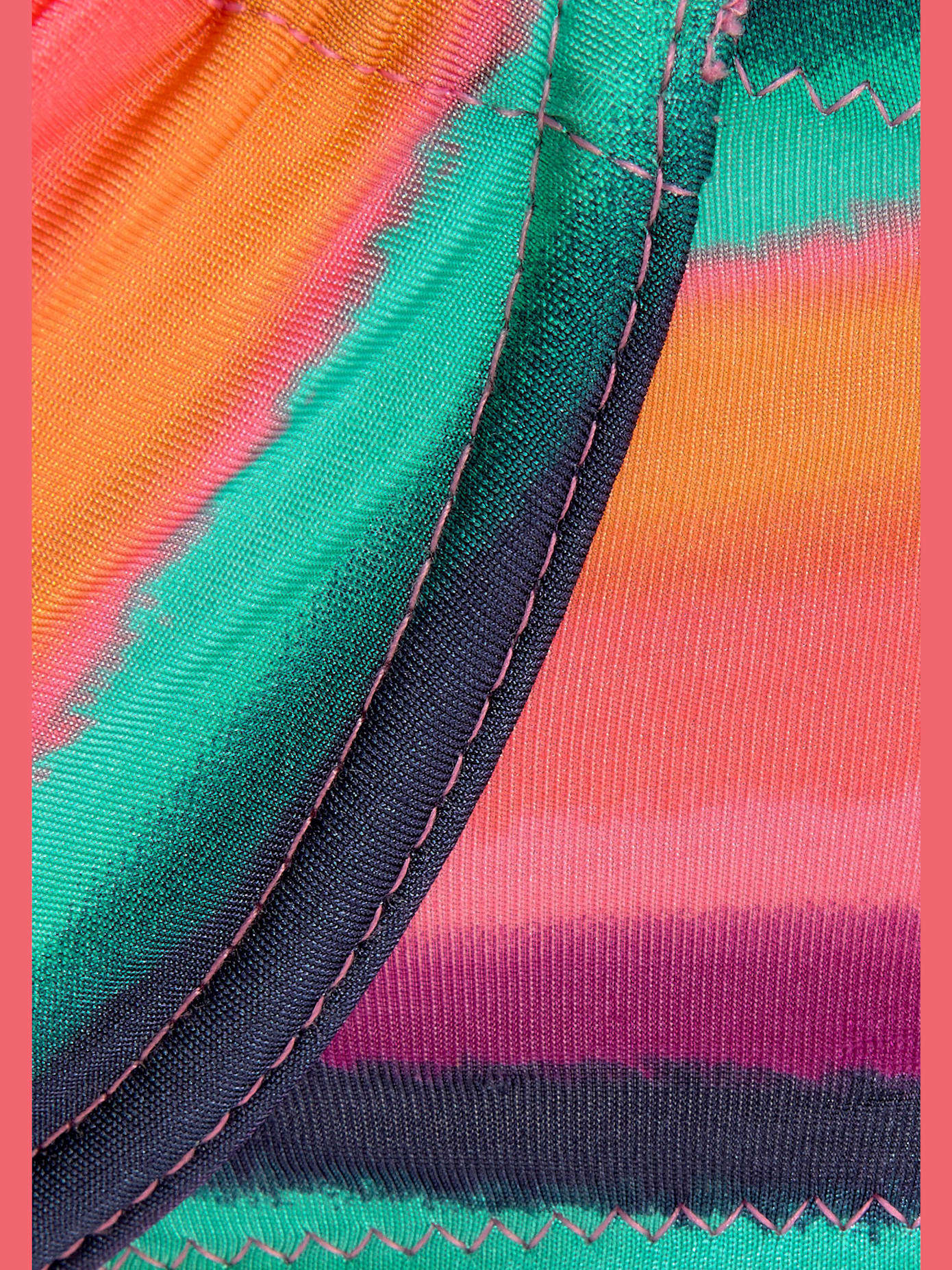Haut de maillot de bain à armatures design élégant