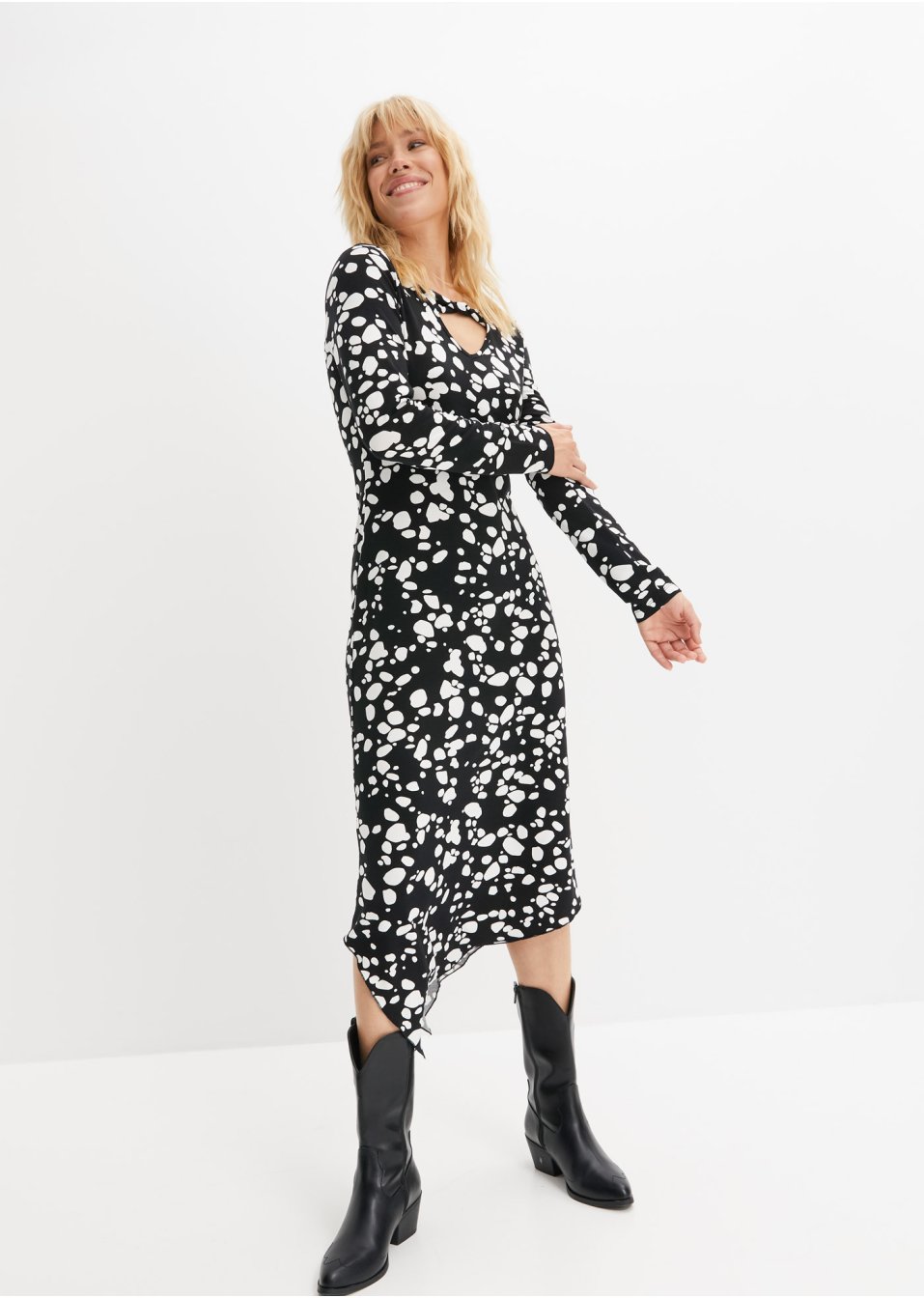 Robe longue avec découpe