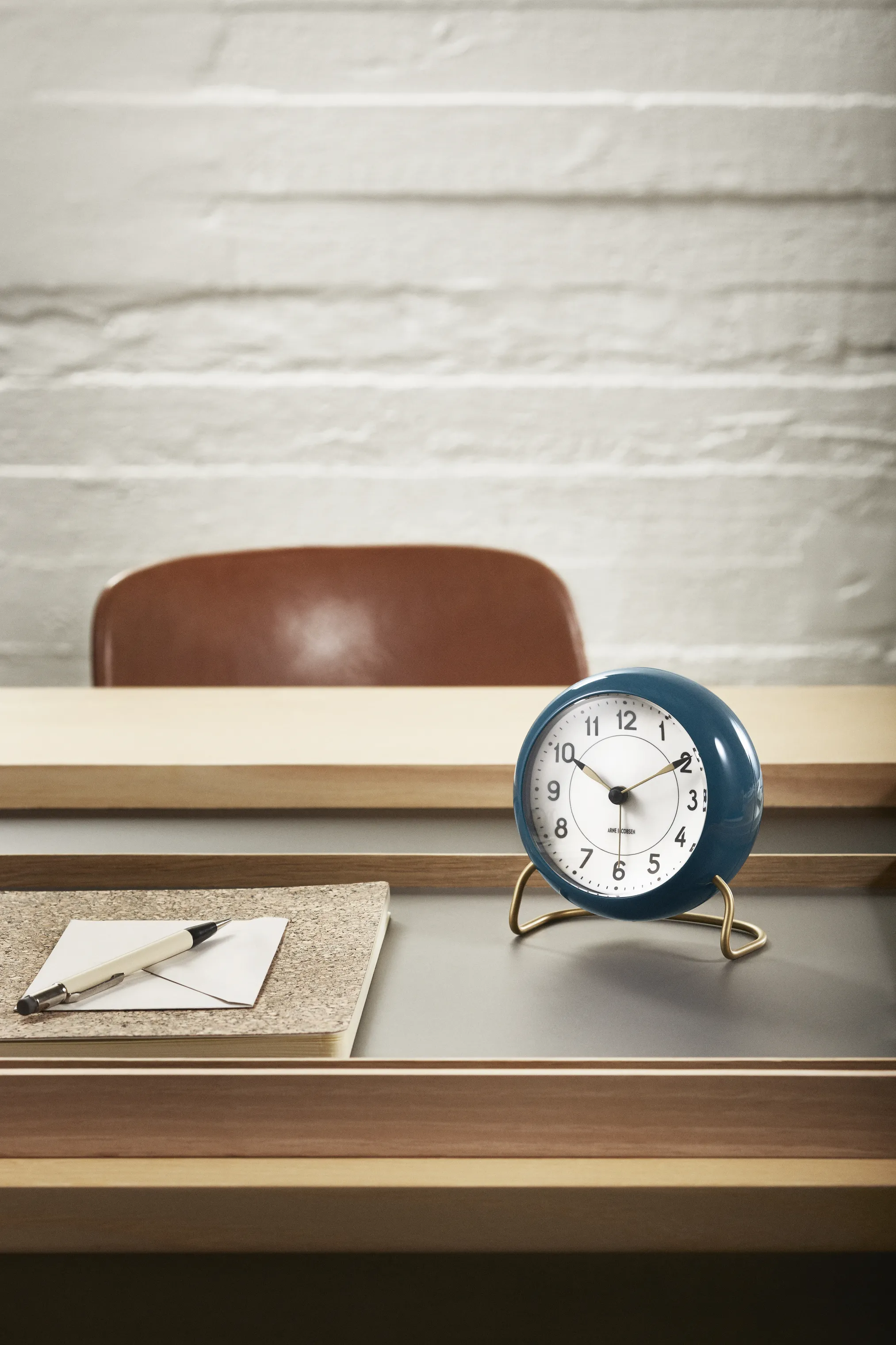 Arne Jacobsen Station Bordur