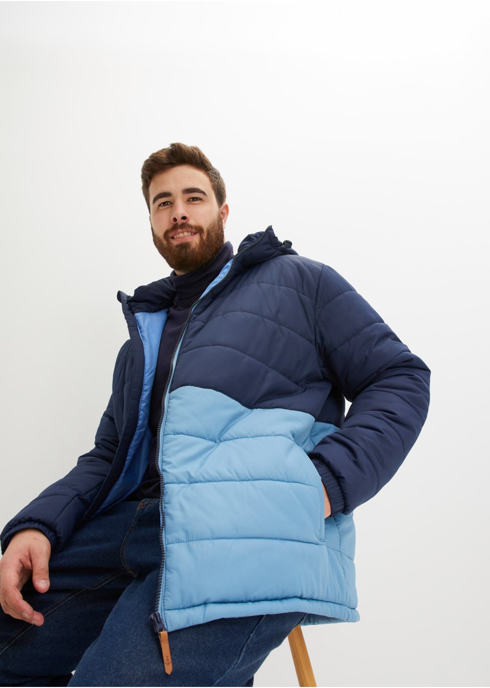 Veste matelassée à capuche en polyester recyclé