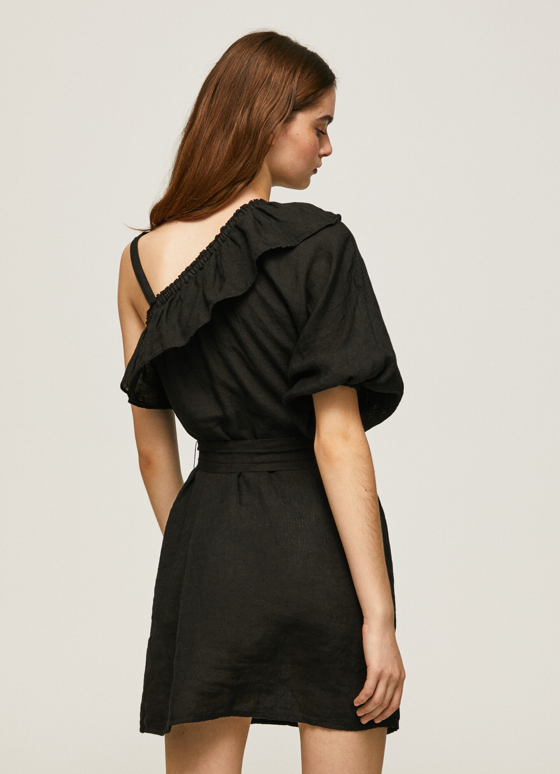 VESTIDO DE LINHO ASSIMÉTRICO - preto