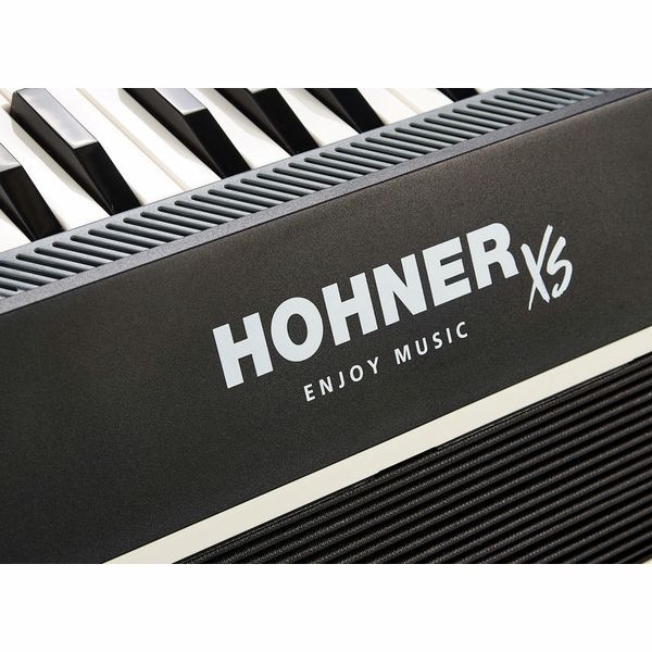 Hohner XS Accordion Piano white