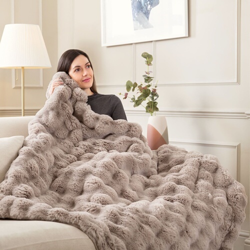 Couverture chauffante Dreamland HYGGE DAYS IMITATION FOURRURE CLOUDY MOKA 160X120CM