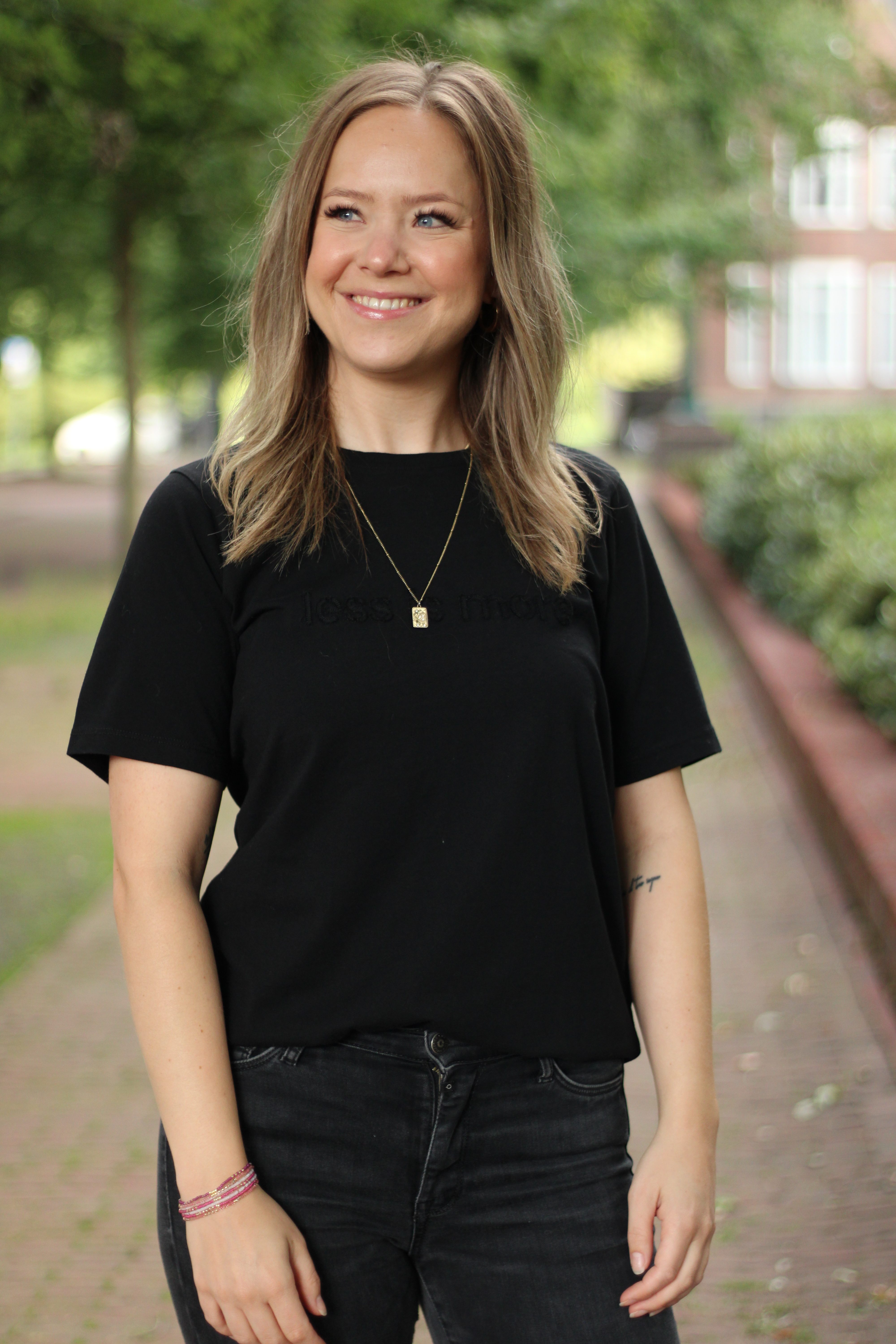 Culture - Noga Amora T-Shirt - Black