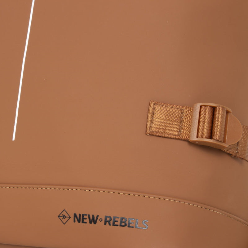 New Rebels Williams Waterproof Rolltop Rugzak Laptopvak 15,6'' Cognac