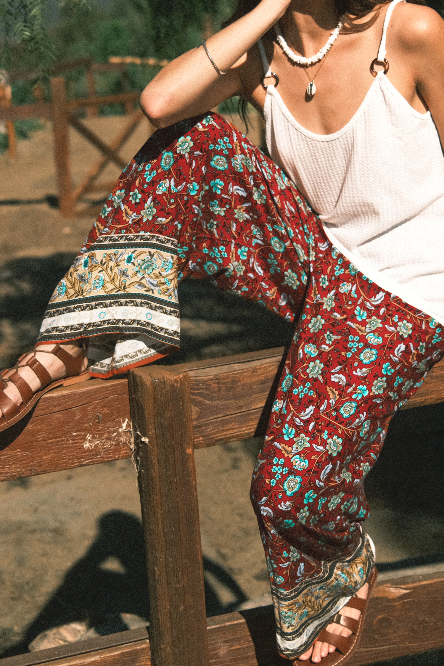 Pantalon avec taille à smocks boho à fleurs