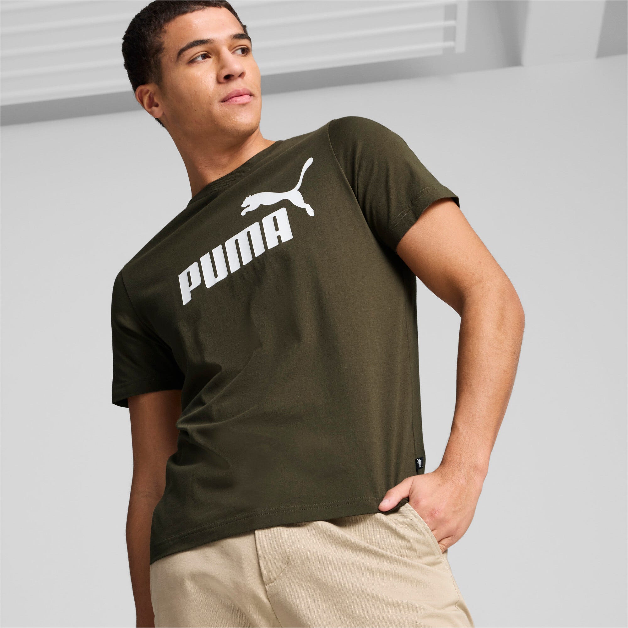 PUMA  Essentials Logo Tee