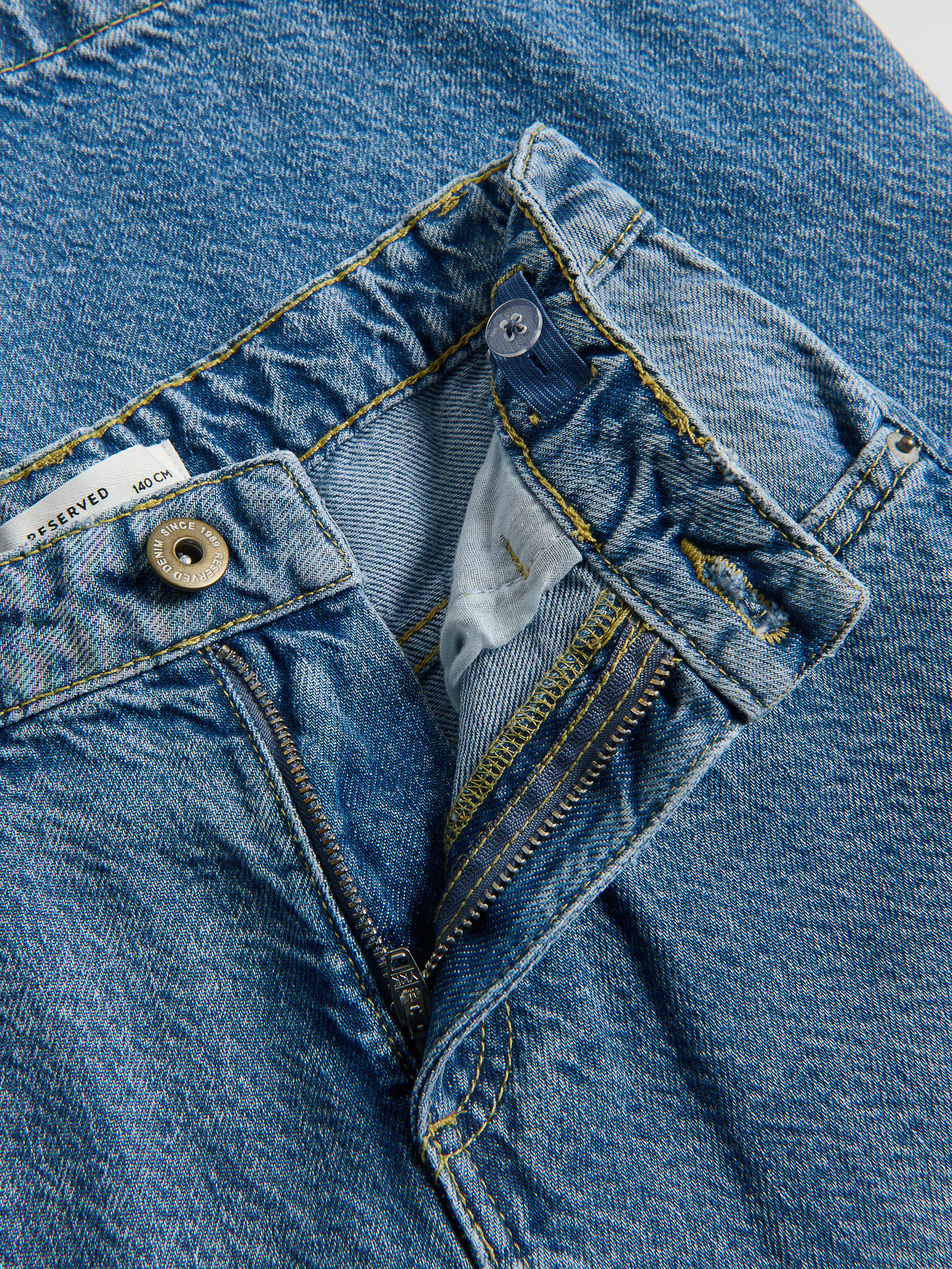 Wide-Leg-Jeans mit Waschung