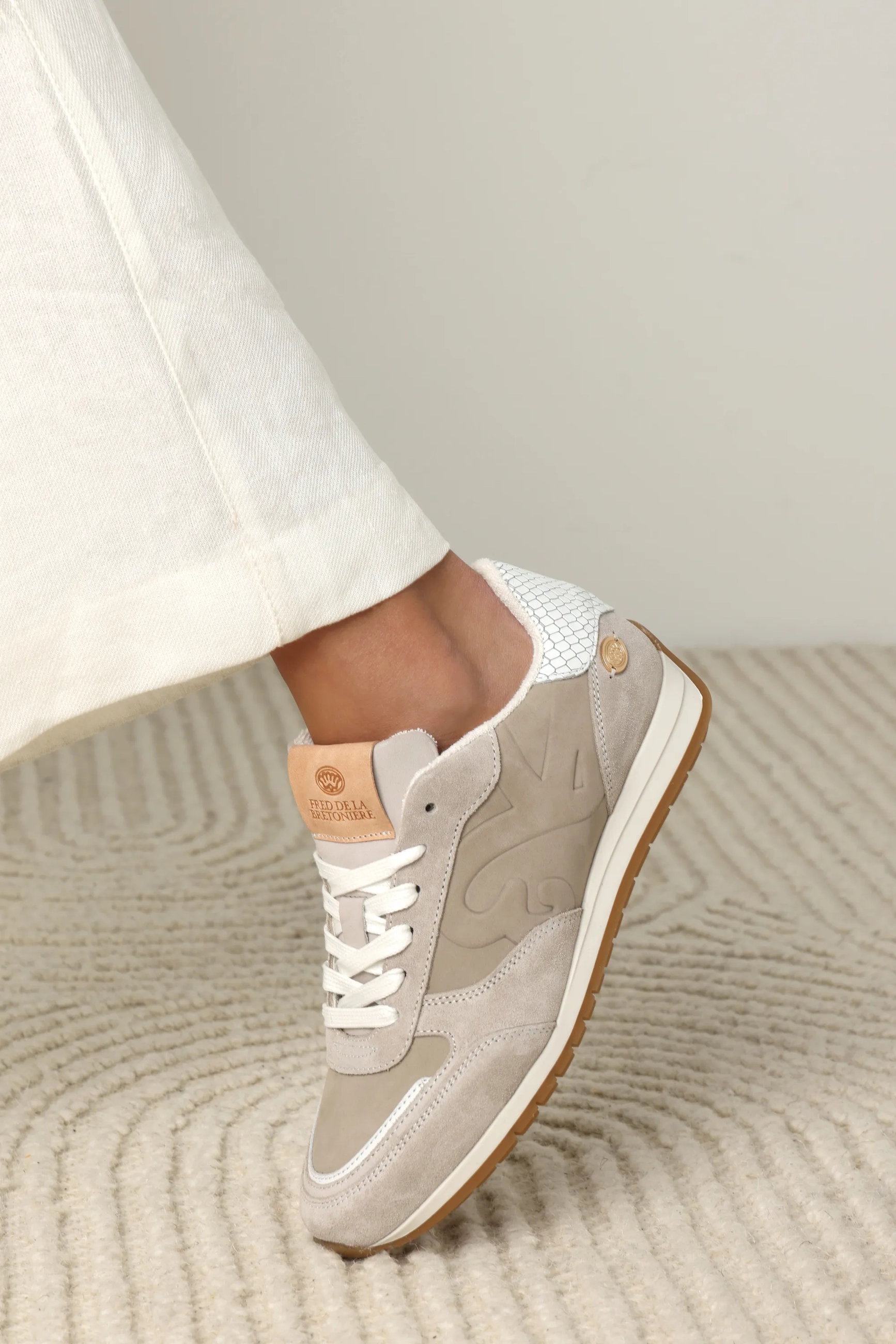 VLORA SIGN Nub Beige