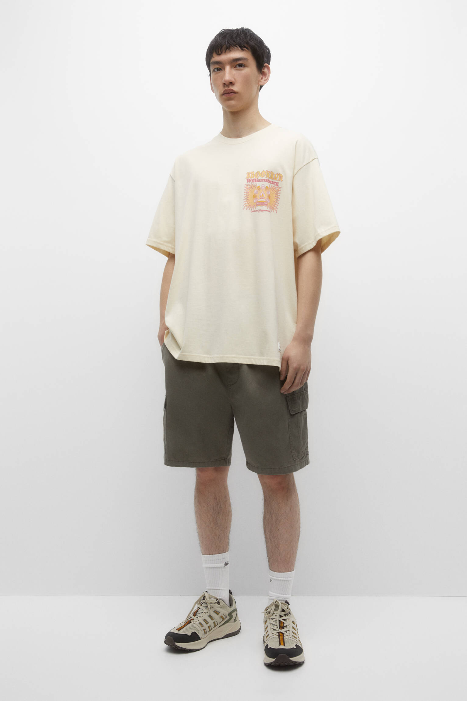 CAMISETA ESTAMPADA DE MANGA CURTA - BEGE