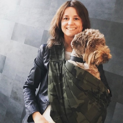 Bolsa de transporte para animais de estimação em lona, cor camuflada.
