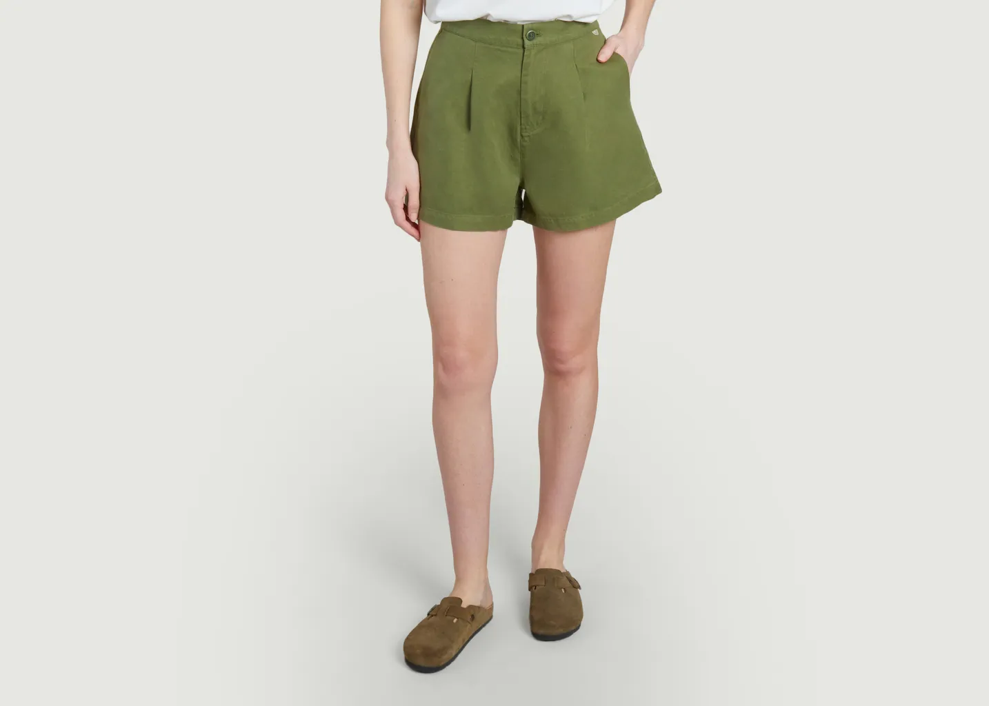 Short Narciso Thinking Mu