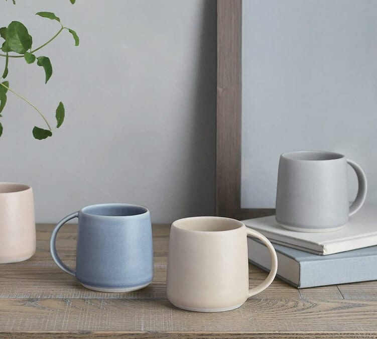 Tasse KINTO Ripple beige en procelaine 250 ml