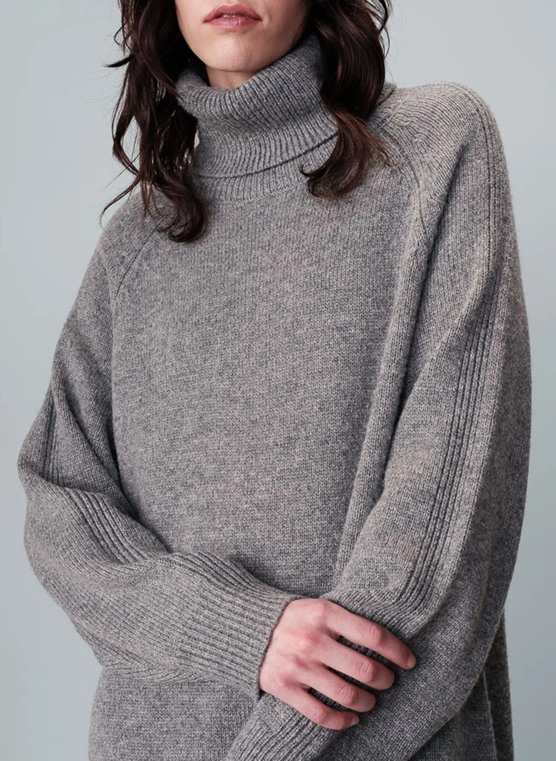NATIVE - Robe pull courte en maille épaisse | Gris